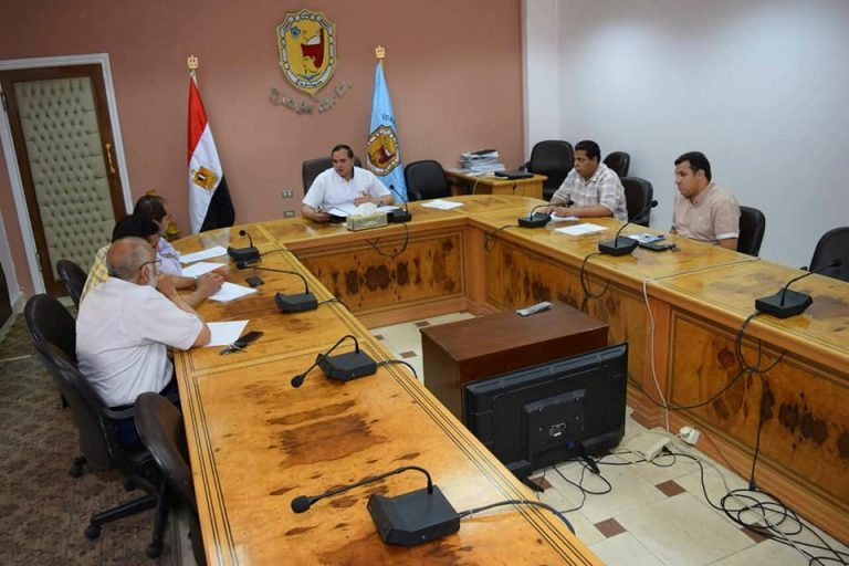 خلال اجتماع بجامعة سوهاج..  مناقشة تفعيل التصحيح الالكتروني وتحديث البوابة الاليكترونية