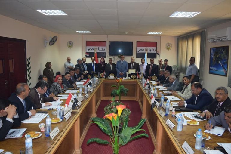 مجلس جامعة سوهاج يمنح جوائز تشجيعية وتقديريه للفائزين في مجال الضمان والجودة