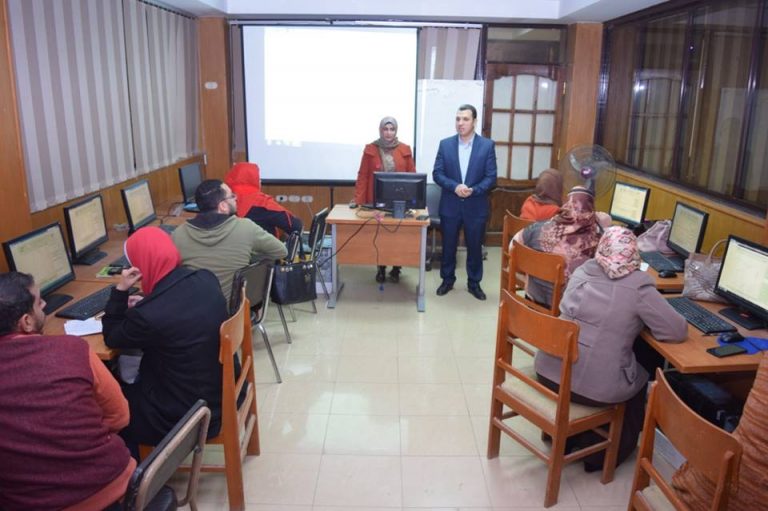 ختام المرحلة الثالثة من تدريب موظفي شئون الطلاب بجامعة سوهاج