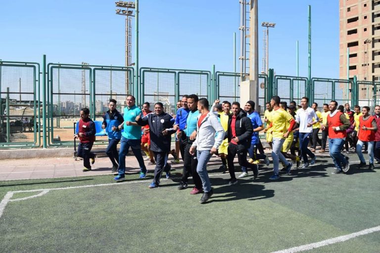 عزيز يشارك بفاعليات اليوم الرياضي بجامعة سوهاج