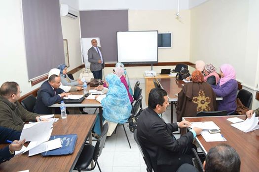 جامعة سوهاج تختتم دورة ” التقييم الذاتي لمؤسسات التعليم العالي”