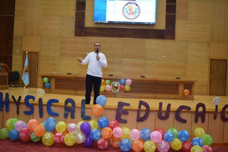 جامعة سوهاج تنظم ندوة تثقيفية توعوية عن مخاطر الإدمان
