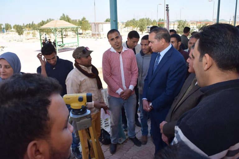 جامعة سوهاج تواصل دوراتها التدريبية بمبادرة “صنايعية مصر”