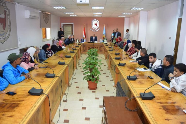 جامعة سوهاج تكرم أصحاب الهمم المتميزين في الأنشطة الطلابية