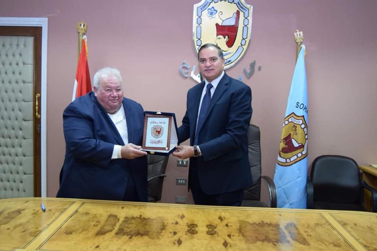 بروتوكول تعاون بين جامعة سوهاج ومدرسة زويل الخاصة