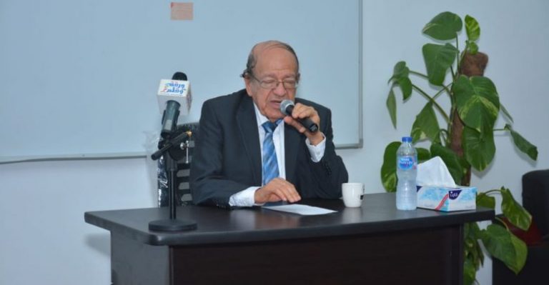 غدا .. “وسيم السيسي” محاضراً بجامعة سوهاج