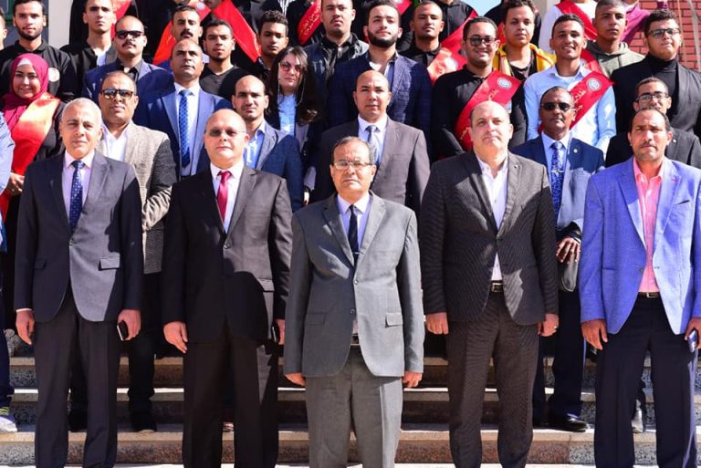 طلاب من أجل مصر بجامعة سوهاج تحتفل ببدء كرنفال الانتخابات الطلابية