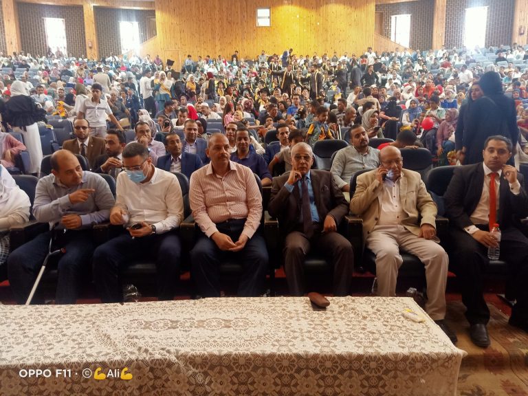 حفل تخرج الدفعة 13 لكلية التكنولوجيا والتعليم