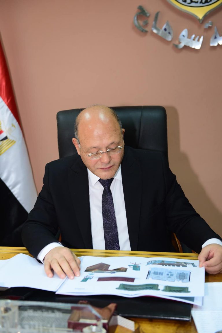النعماني يوجه رسائل شكر لكل من ساهم في إنجاح العملية الإنتخابية بجامعة سوهاج، ويؤكد انه كان بمثابة نجاحاً للوطن بأبنائه المخلصين