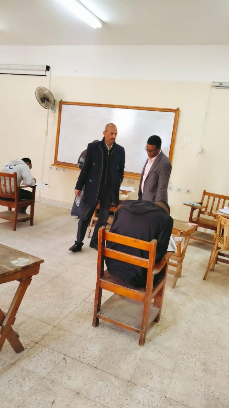 ( بدء امتحانات الدراسات العليا بكلية التكنولوجيا والتعليم جامعة سوهاج )