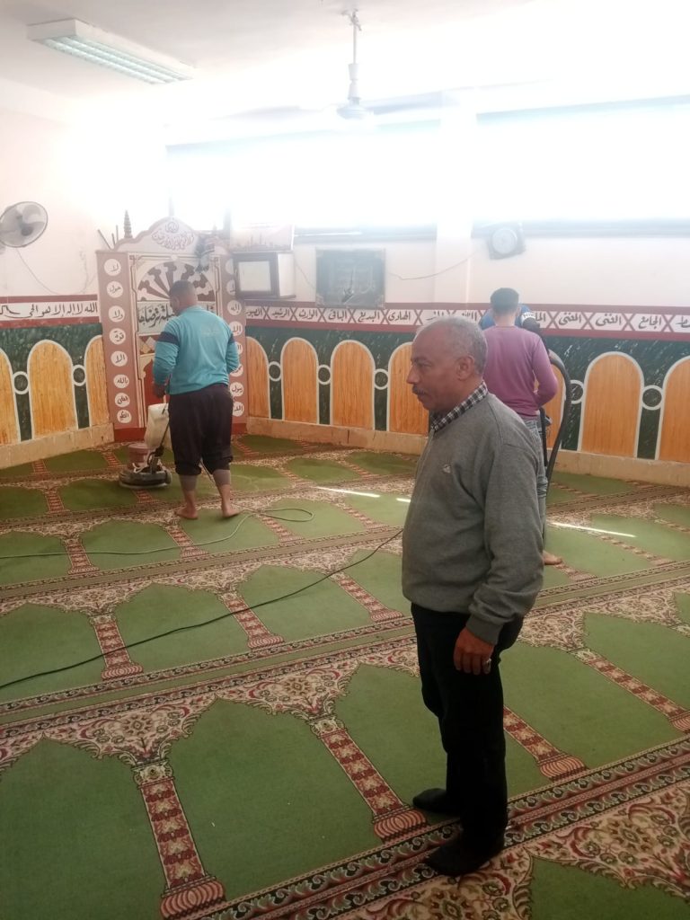 ( كلية التكنولوجيا والتعليم جامعة سوهاج تتزين لاستقبال شهر رمضان المبارك )