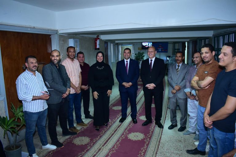 *ضمن فعاليات بداية..جامعة سوهاج تختتم دورة TOT بالتعاون مع المجلس الأعلى للجامعات*