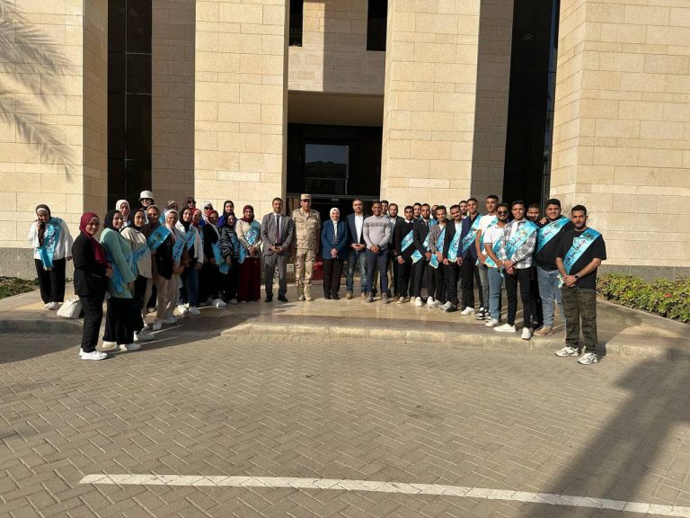 *وفد طلابي بجامعة سوهاج يزور مدينة مصر الدولية للألعاب الأولمبية بالعاصمة الإدارية الجديدة*