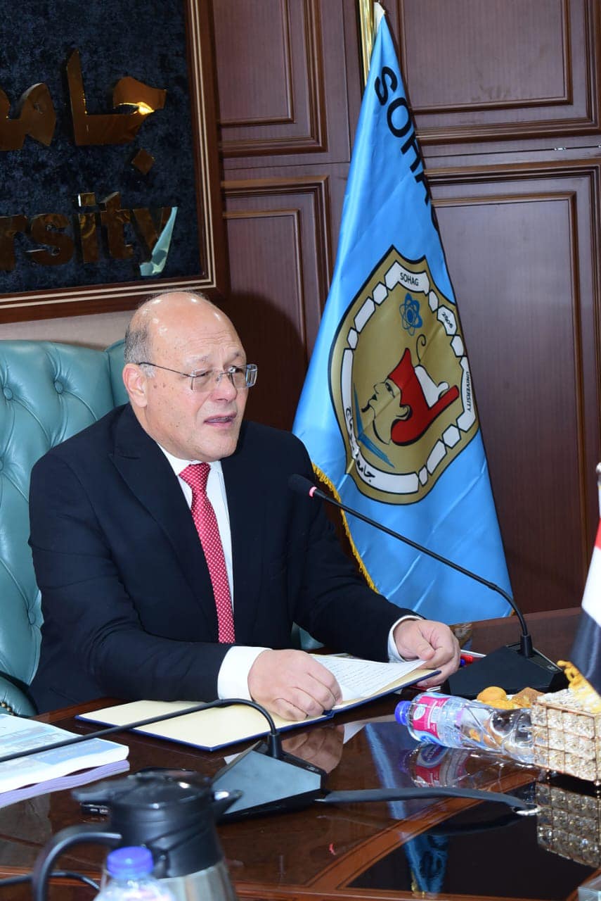 For the first time at the level of Egyptian universities “EGAC” renews the Accreditation of the Refrigeration, Air Conditioning and New and Renewable Energy Applications Laboratory at Sohag University