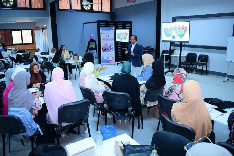 *النعماني: تخريج ١٨ مشروع ناشيء بحاضنة مسار  بجامعة سوهاج و إطلاق مشروع clime up للتكيف مع التحديات المناخية وأول مسرعة أعمال داخل الجامعات المصرية خلال عام ٢٠٢٤*