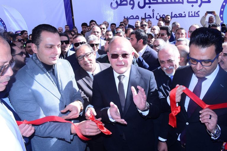 *رئيس جامعة سوهاج والنائب الأول لرئيس حزب مستقبل وطن -الأمين العام يفتتحان وحدة الجراحات التكميلية وجراحات الحروق بمستشفى سوهاج العام..والنعماني يشيد بجهود الحزب في دعم القطاع الصحي*