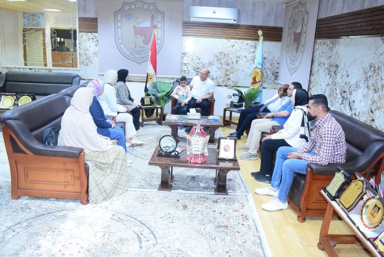 *فى لفته إنسانية..مستشفيات سوهاج الجامعية تستجيب لاستغاثة أسرة الطفل يوسف والذي يعاني من ضمور العضلات*