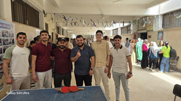 (( كلية التكنولوجيا والتعليم جامعة سوهاج تنظم بطولة تنس الطاولة بمشاركة ٣٥ طالب بالكلية ))