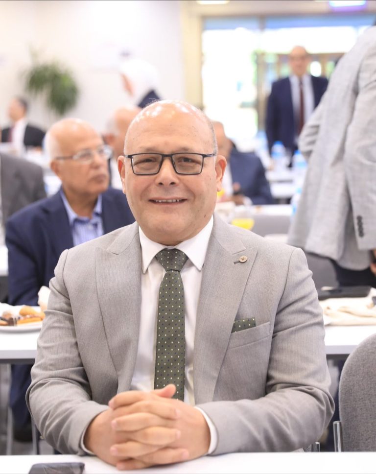 *استكمالاً للفرحه..النعماني يعلن عن تكليف ٤٣ معيد جديد بكليات الآداب، الحقوق، التجارة والزراعة بجامعة سوهاج*